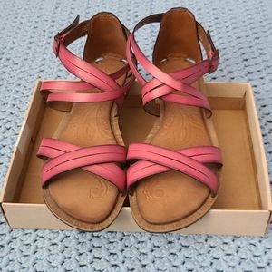 Clarks Billie Jazz Pink Ankle Strap Flat Sz. 9